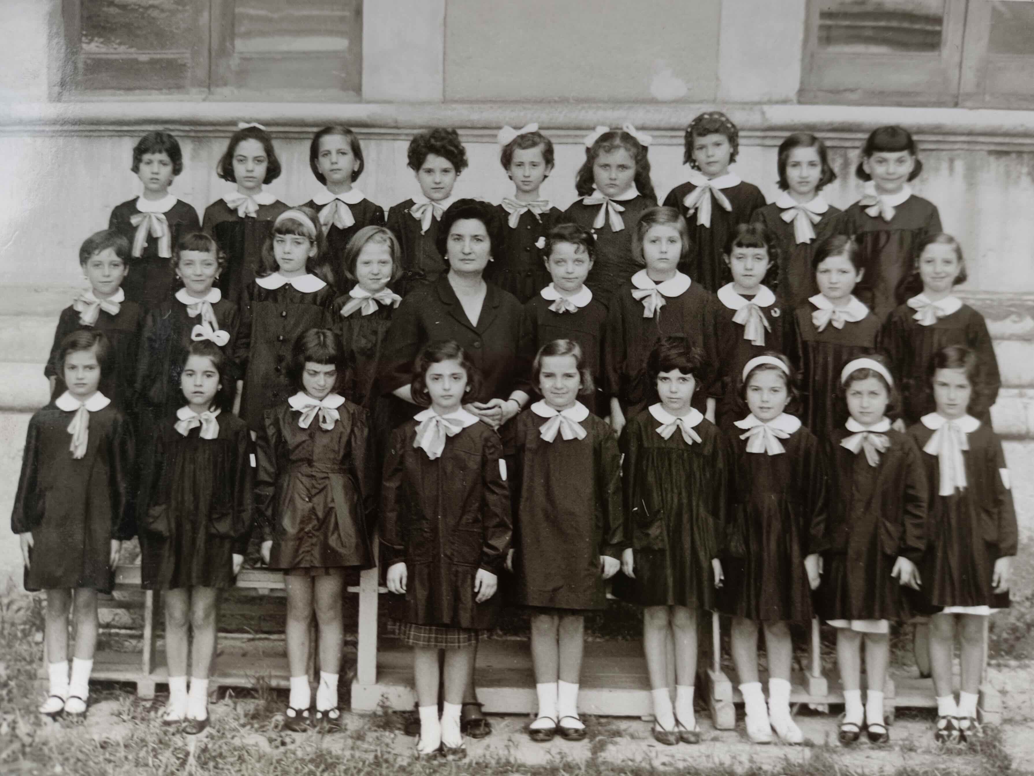 La seconda elementare della Maria Pina la Marca